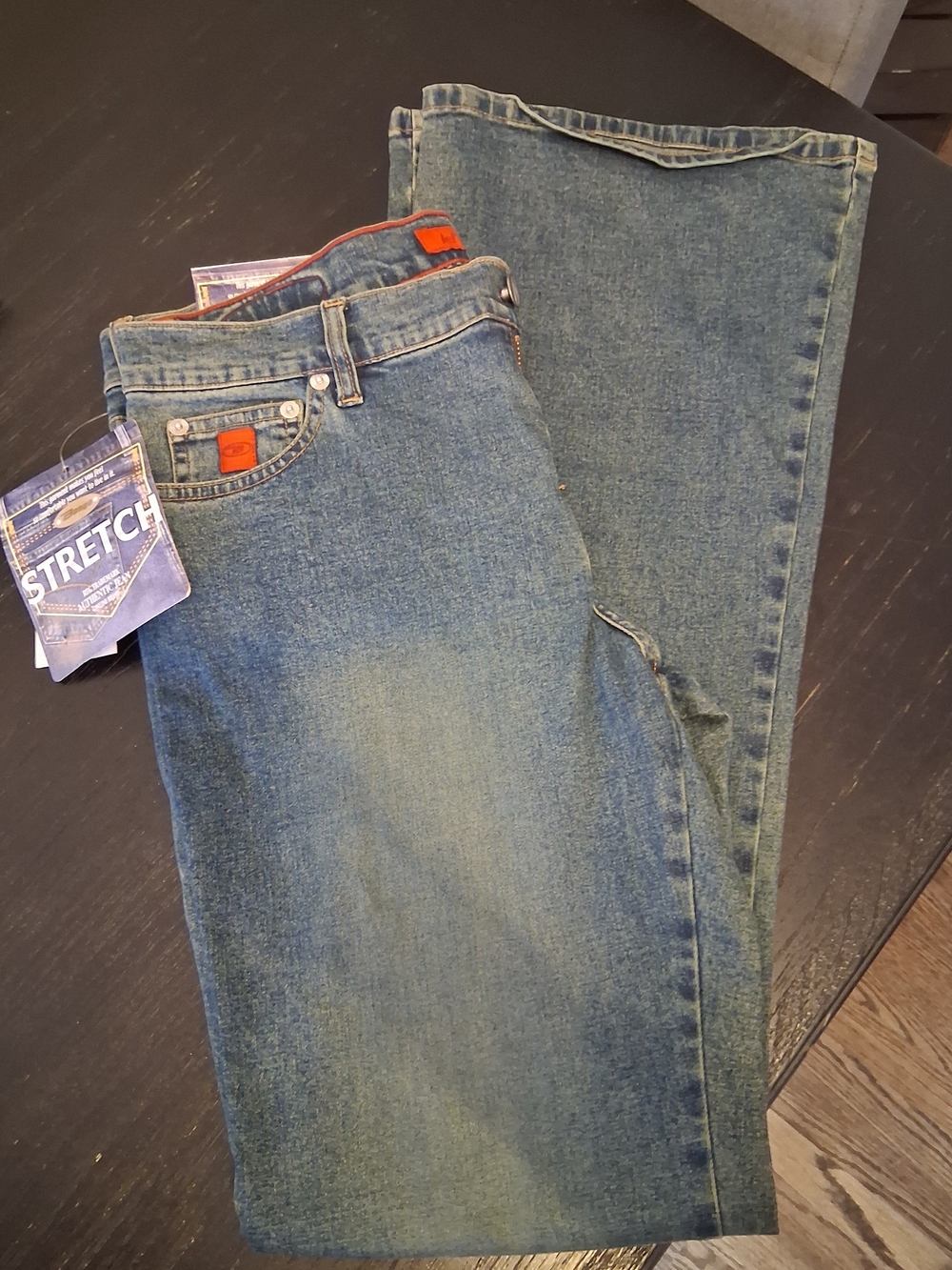 BONGO Women's Light Blue Straight Leg Jeans